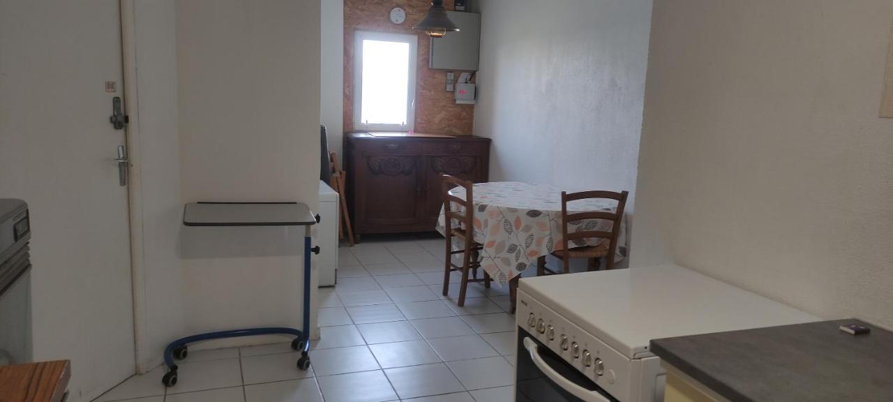 Gite De La Croix Blanche Montamisé Exterior foto